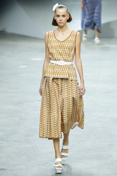 Look 22